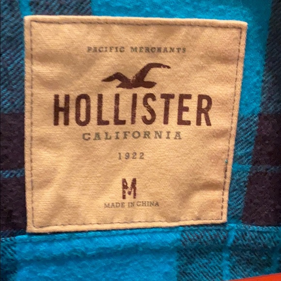 Hollister Flannel Shirt - Picture 2 of 2